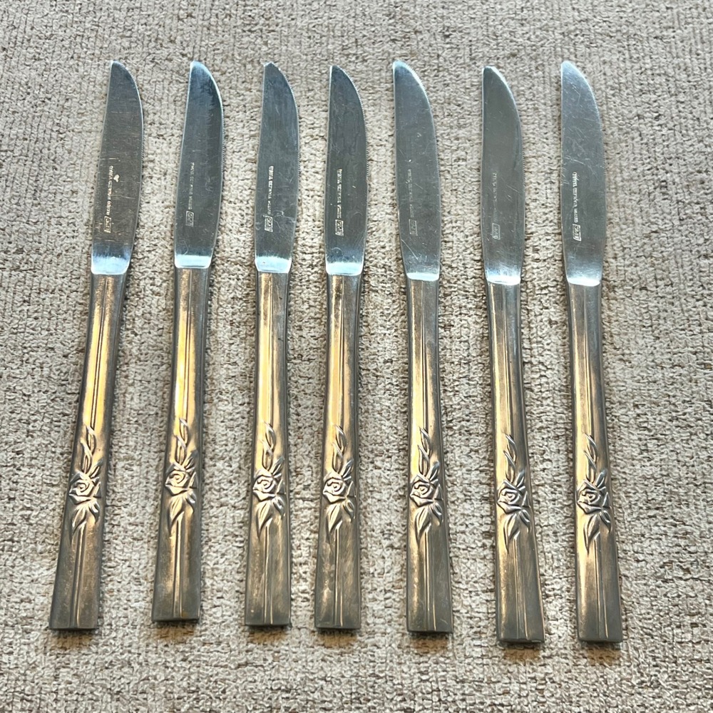 Epic Custom Stainless Rose Floral Table Knives Set of 8 Vintage Flatware